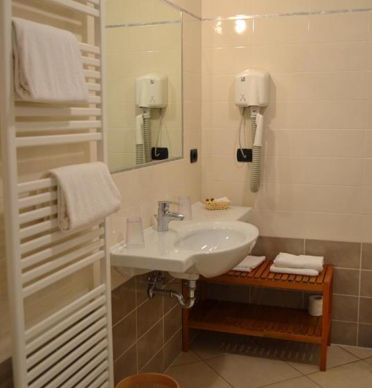 חדר לארבעה סטנדרטי עם מרפסת, Villa Franca