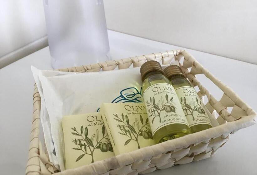 חדר אקונומי, Villa Franca