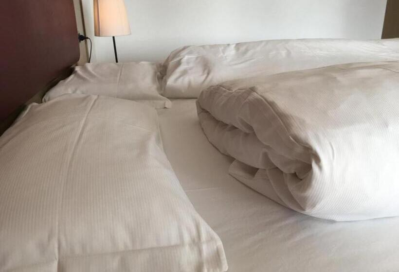 חדר סטנדרט לארבעה, Villa Franca