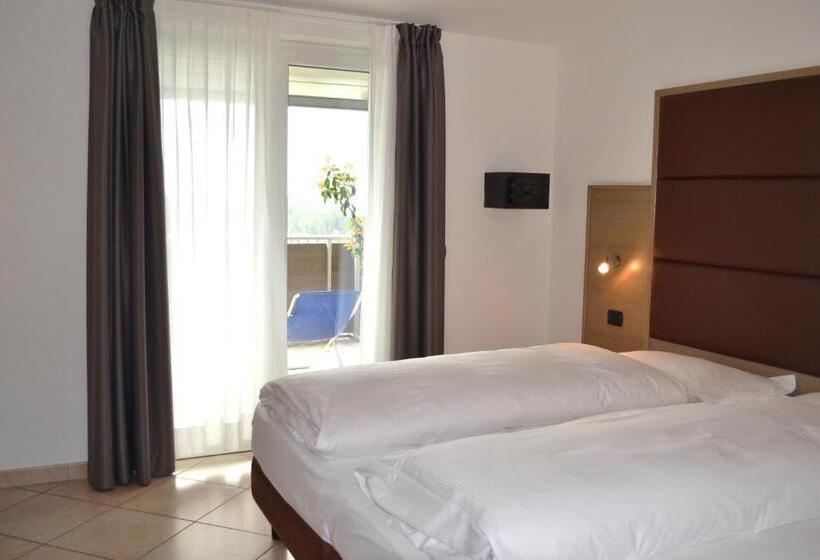 חדר סטנדרט נוף לגינה, Villa Franca