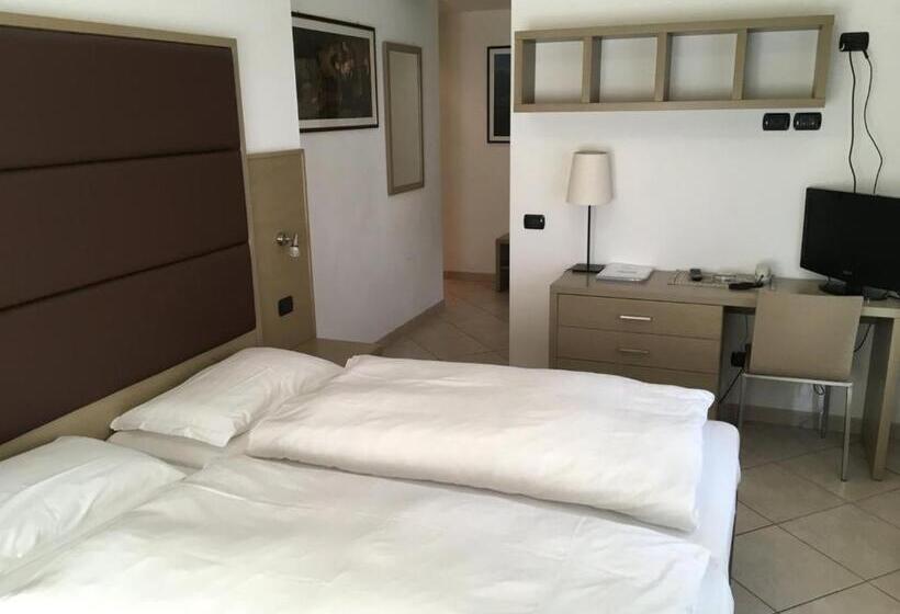 اتاق استاندارد با چشم‌انداز باغ, Villa Franca