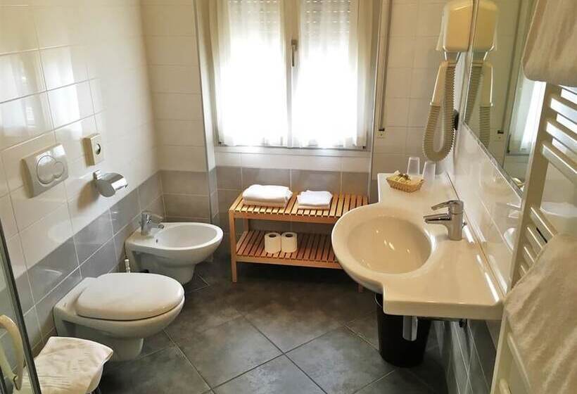 חדר סטנדרט לשלושה עם מרפסת, Villa Franca