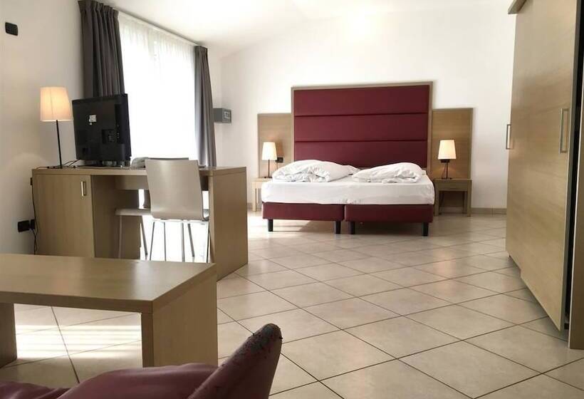 סוויטת ג'וניור, Villa Franca