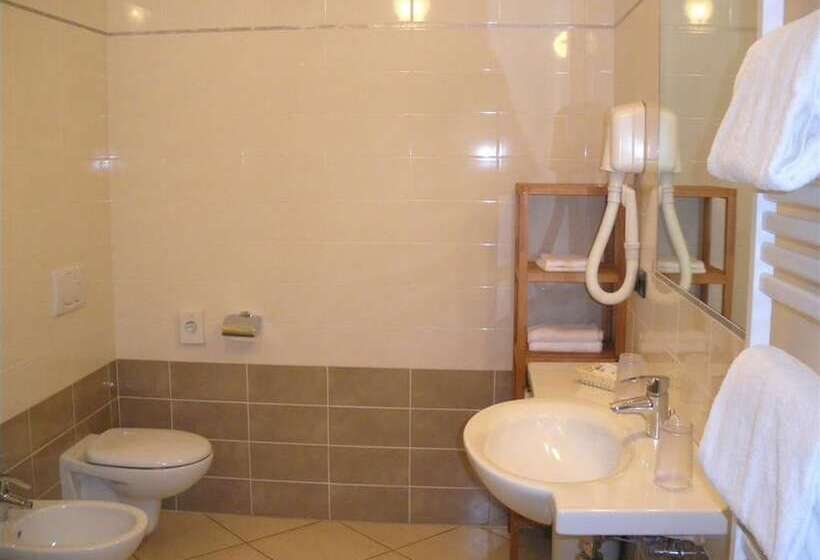 סוויטת ג'וניור, Villa Franca