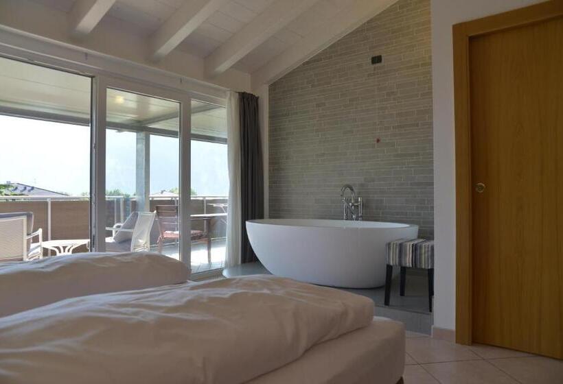 סוויטה, Villa Franca