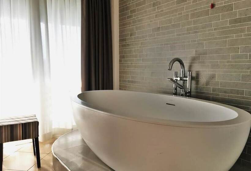 סוויטה, Villa Franca