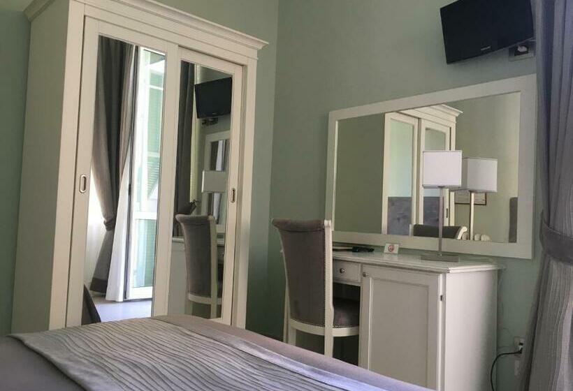 标准间带阳台, Villa Igea