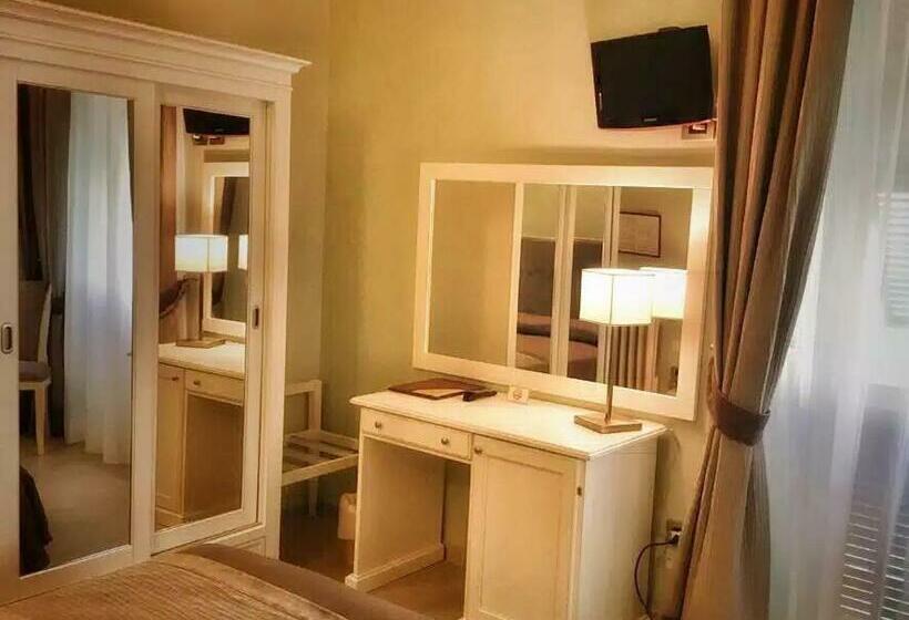 标准间带阳台, Villa Igea