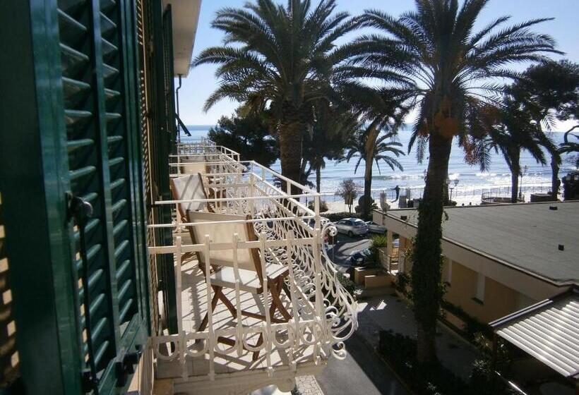 标准间带阳台, Villa Igea