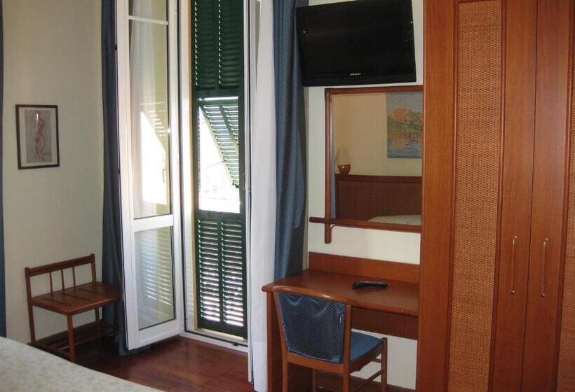 标准间带阳台, Villa Igea