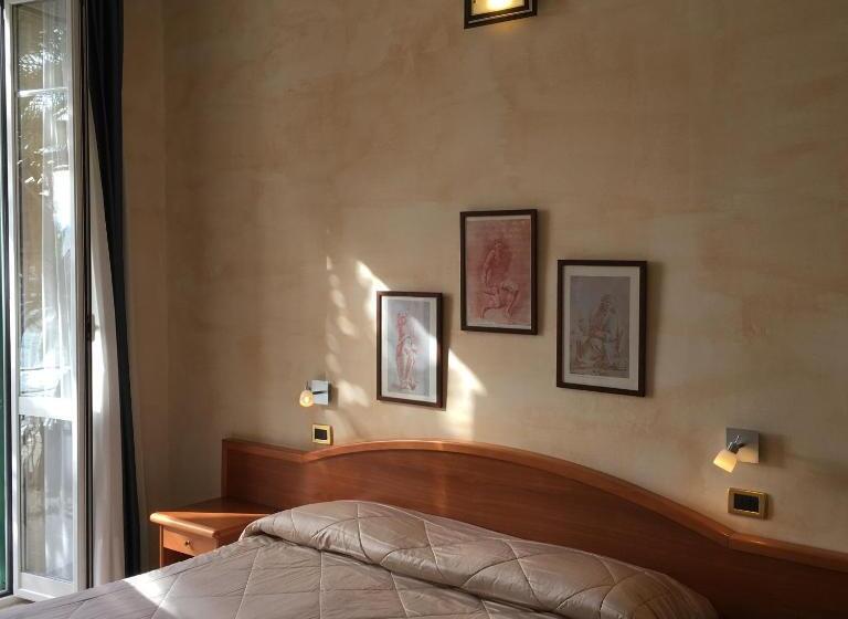 标准间带阳台, Villa Igea