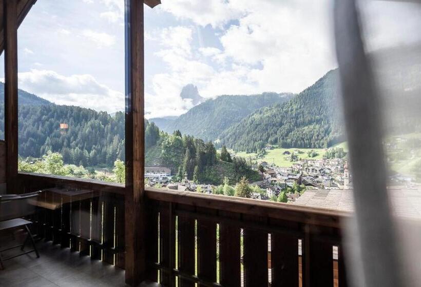 Апартаменты Пентхаус 1 Спальня, Residence Cesa Sassela