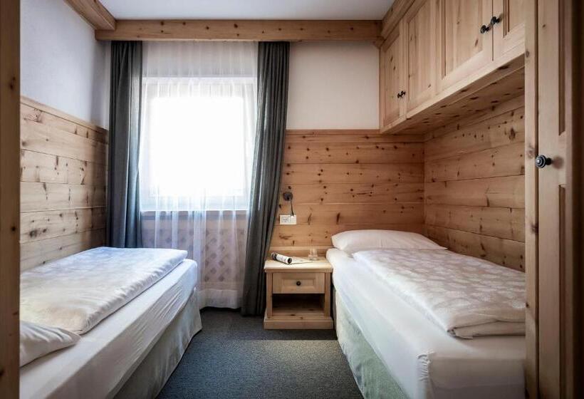 Апартаменты 2 Спальни, Residence Cesa Sassela