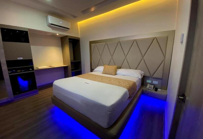 اتاق سوپریور, Byhours Circunvalar   Adults Only