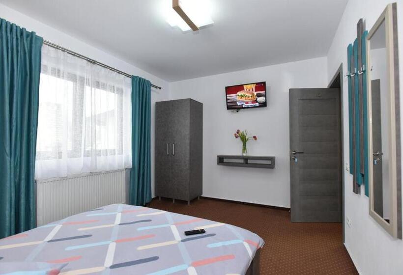 スタンダードルーム, Casa Natalia Bușteni