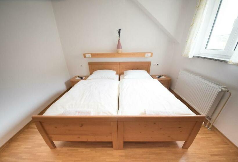 اتاق استاندارد, Tourist Farm Pr Dovar