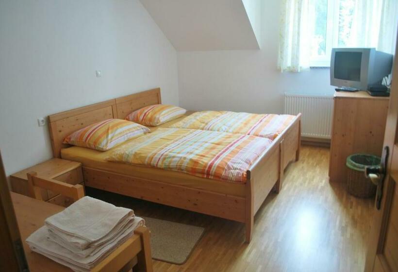 اتاق استاندارد, Tourist Farm Pr Dovar