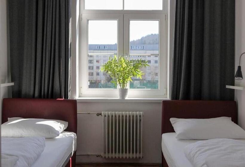 اتاق استاندارد با سرویس بهداشتی مشترک, C Punkt Hostel