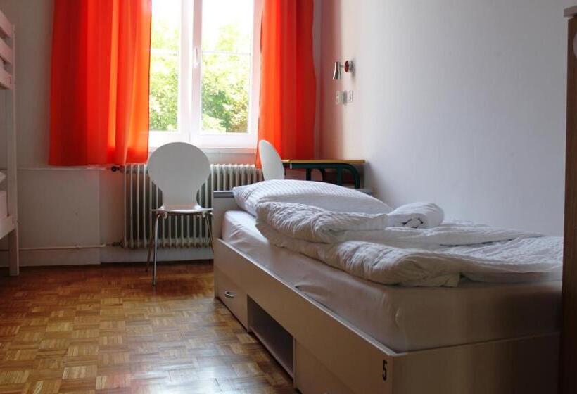 اتاق استاندارد یک تخته با سرویس بهداشتی مشترک, C Punkt Hostel