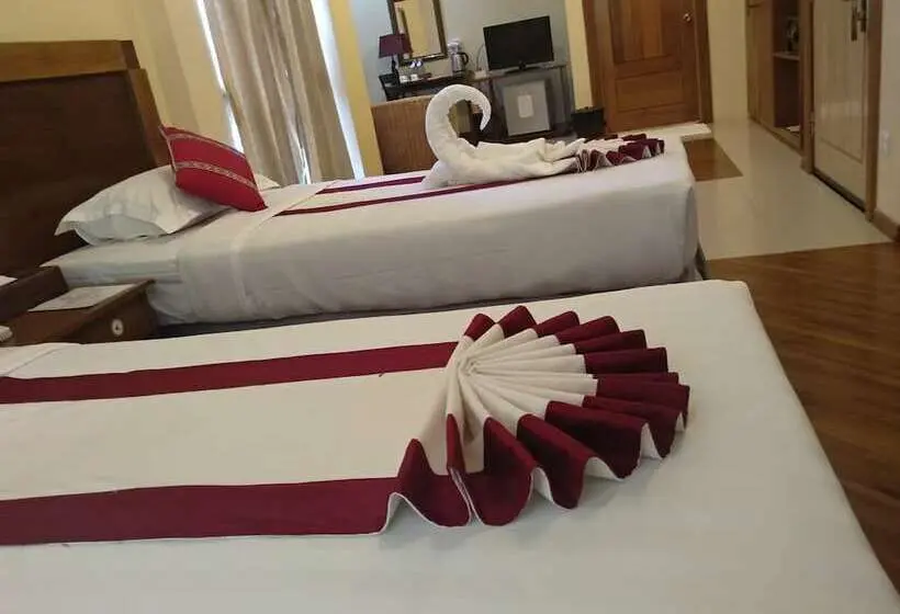 اتاق سوپریور, Golden Guest Hotel Dawei