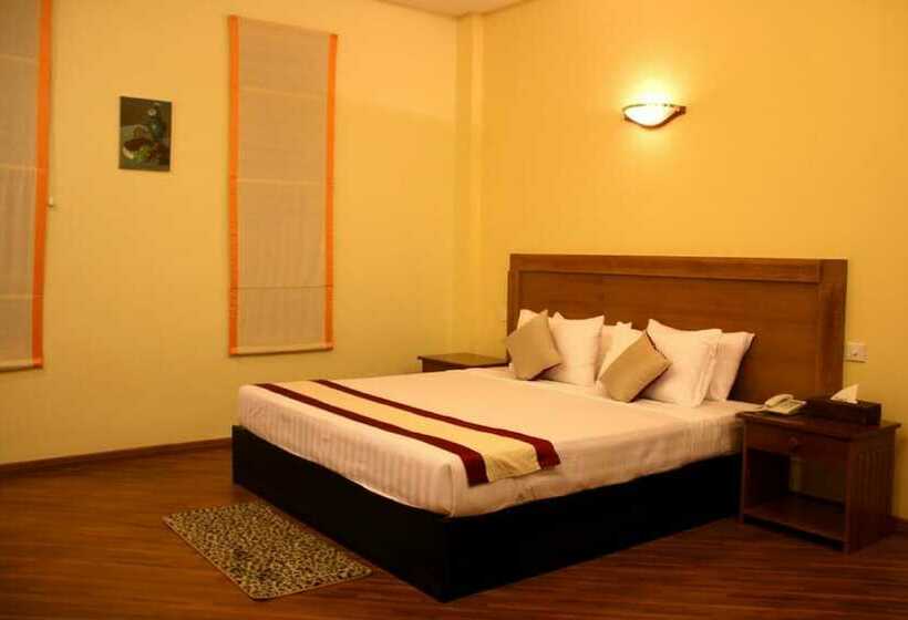 اتاق لوکس, Golden Guest Hotel Dawei