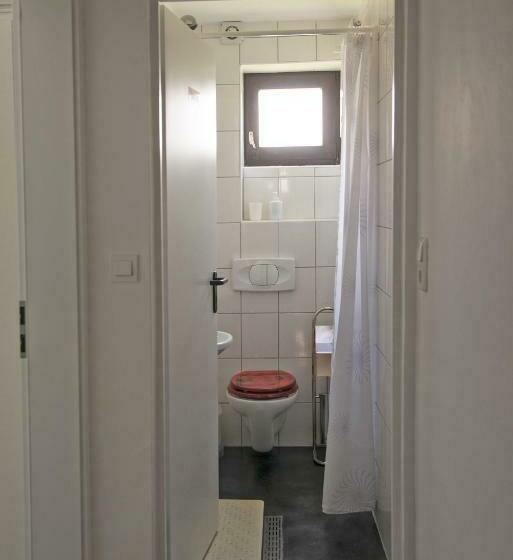 اتاق استاندارد چهار تخته, Hostel M