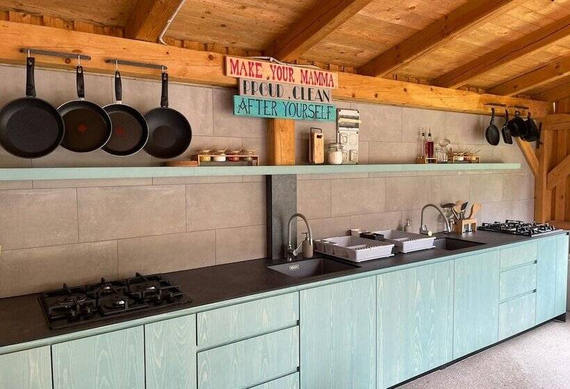 تختخواب در اتاق مشترک, Hostel Soča Rocks