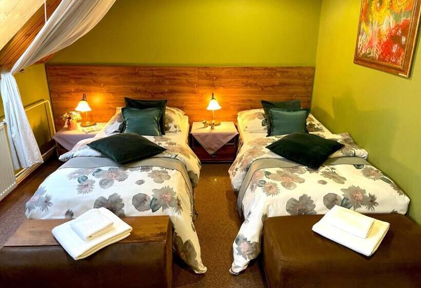 اتاق استاندارد, Art Pension Dans Le Parc