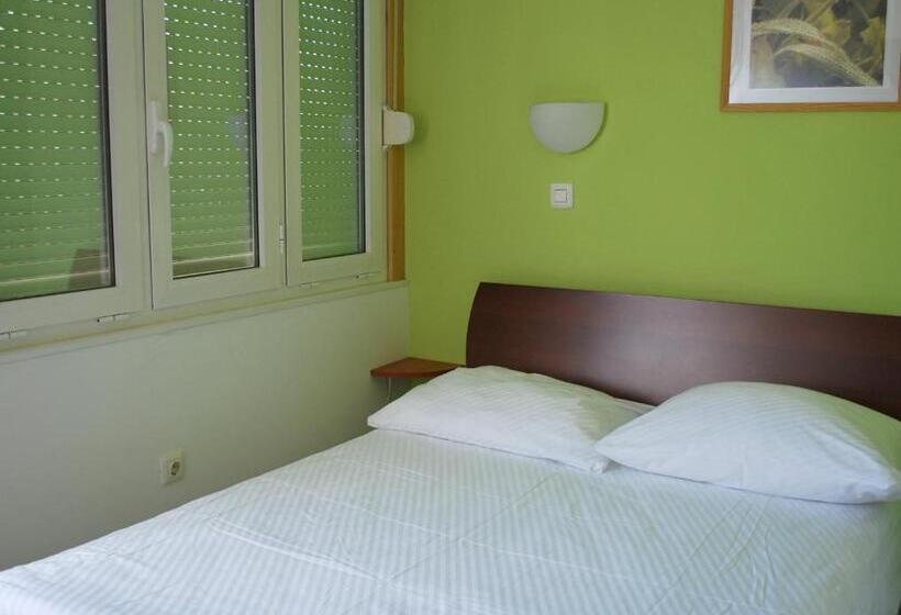 اتاق استاندارد, Bed And Breakfast Kogoj