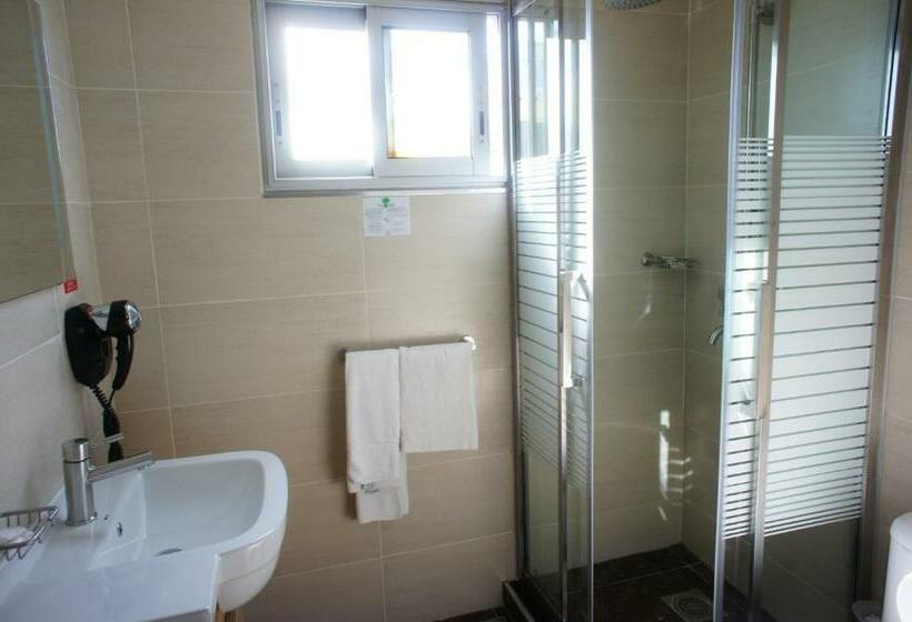 اتاق استاندارد, Central