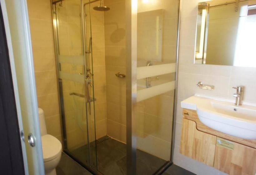 اتاق کلاسیک, Central