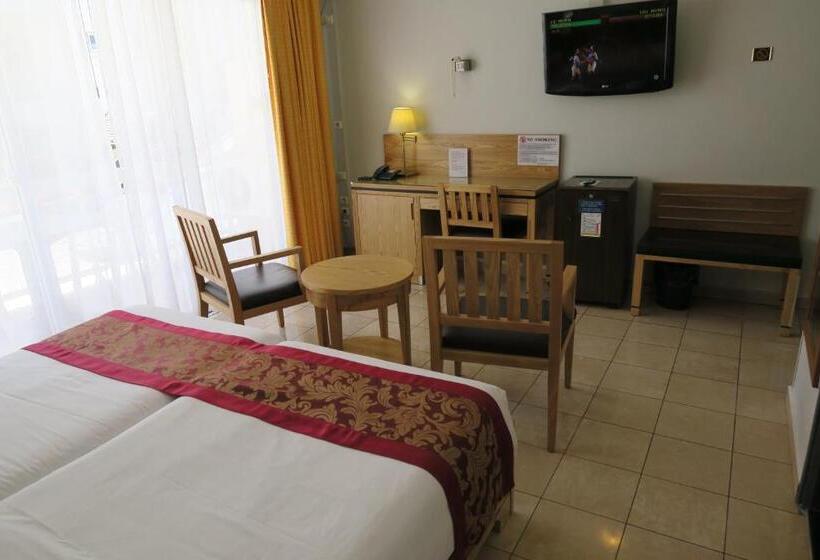 اتاق کلاسیک, Central