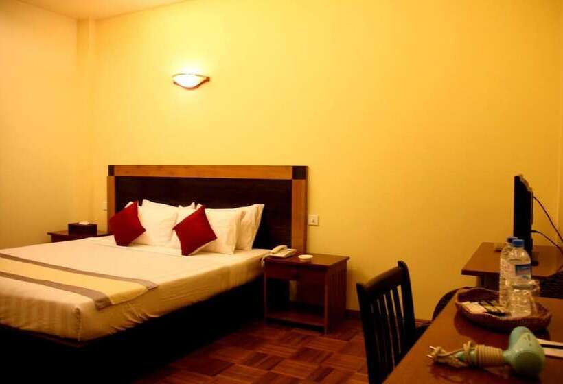 اتاق سوپریور, Golden Guest Hotel Dawei