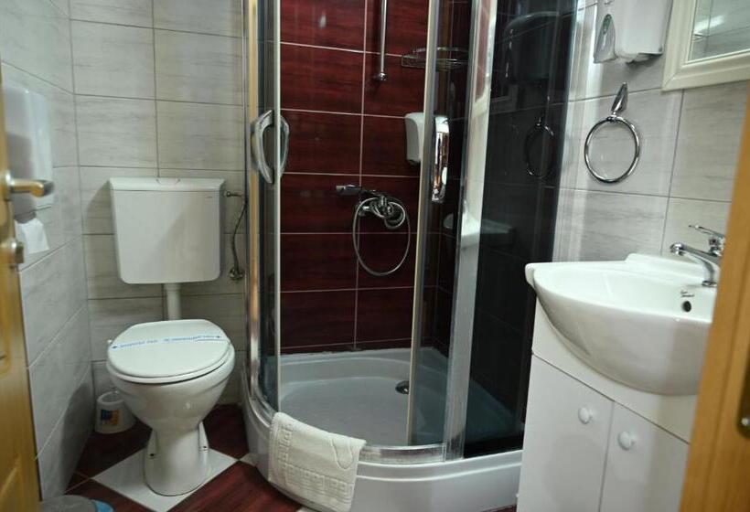 اتاق لوکس سه تخته, Harmony