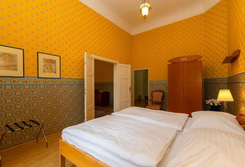 침실 1개 아파트, Kaštieľ Mojmírovce