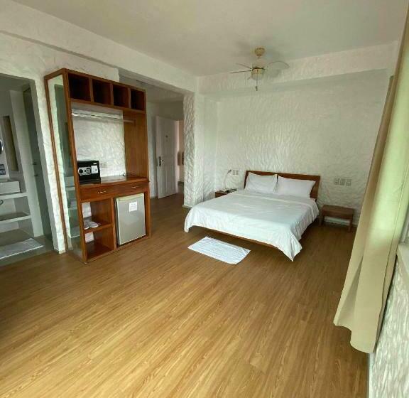 חדר סופריור, Montani Beach Resort Puerto Galera Powered By Cocotel