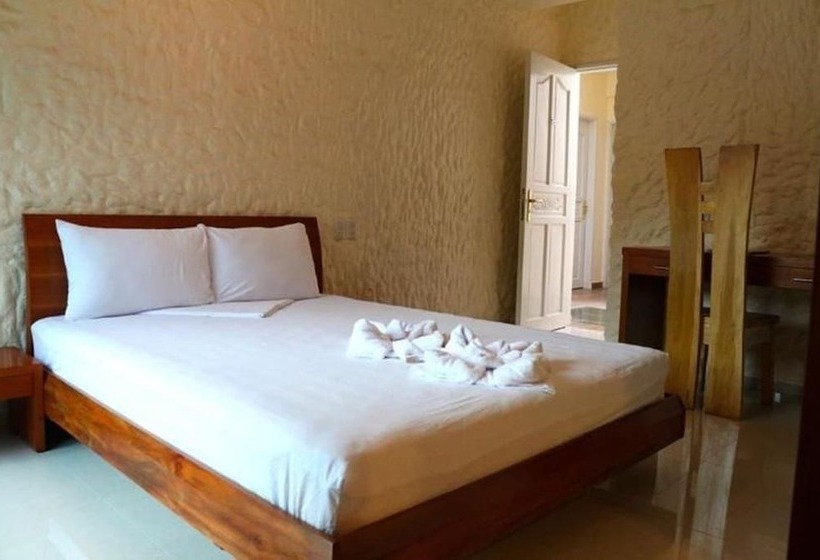 Номер Superior, Montani Beach Resort Puerto Galera Powered By Cocotel