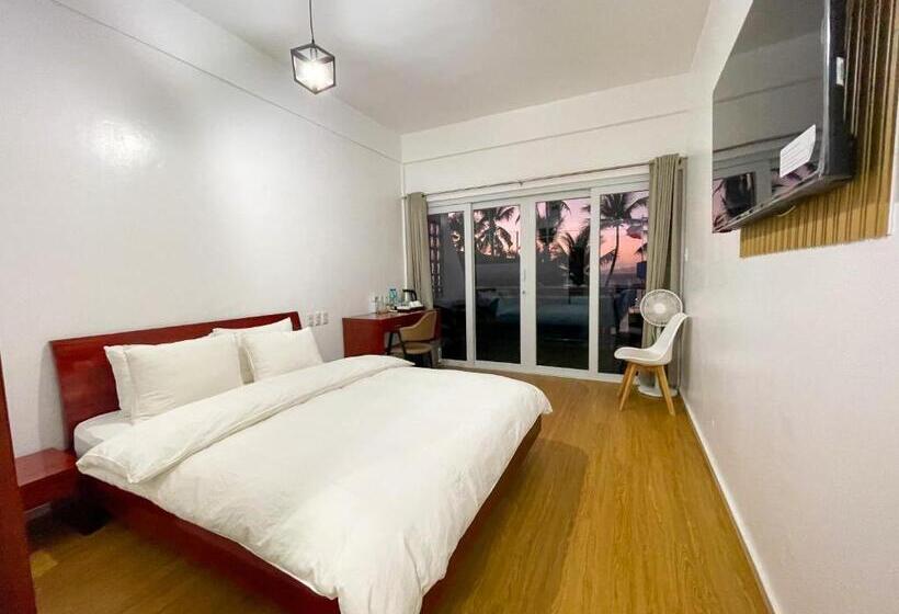 חדר דלוקס צדדי נוף לים, Montani Beach Resort Puerto Galera Powered By Cocotel