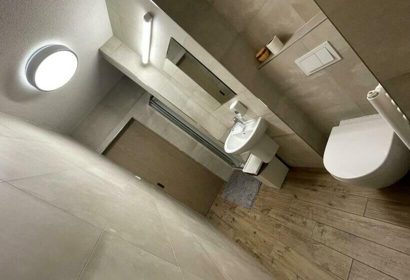 스탠다드 싱글 룸 공동욕실, Bilíkova Chata   Horský