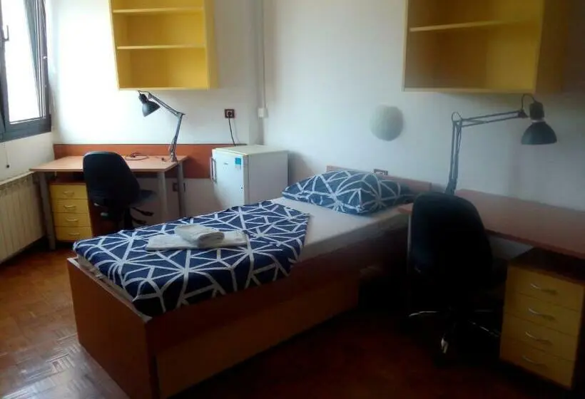اتاق اکونومی, Prenočišča Prisoje