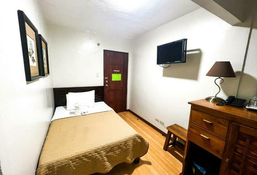 디럭스 룸, Stone House Hotel Manila