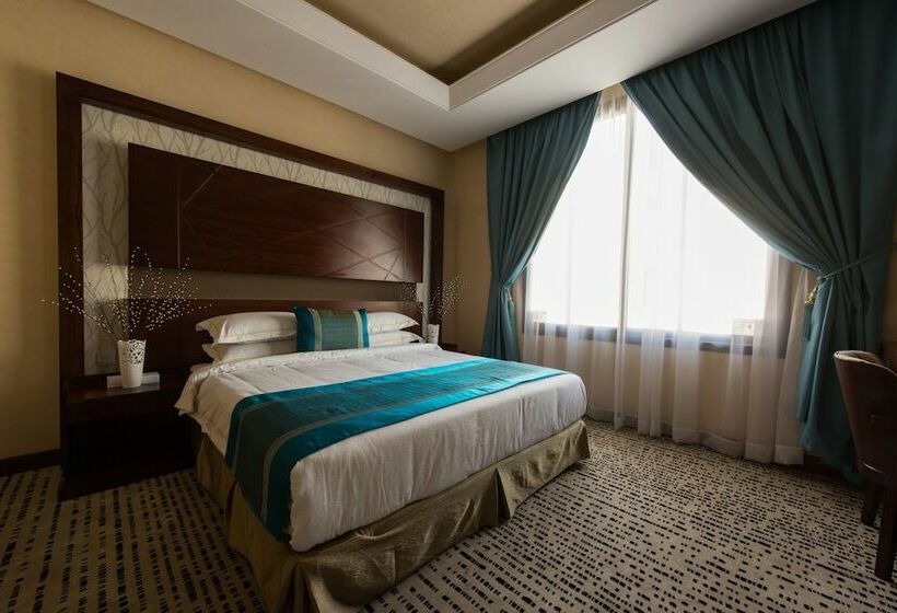 سوییت اجرایی, Voyage