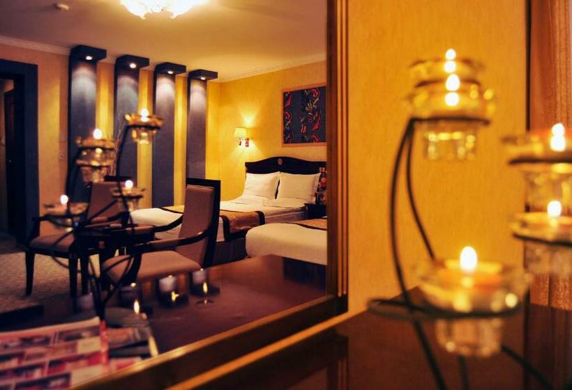 اتاق سوپریور, White House