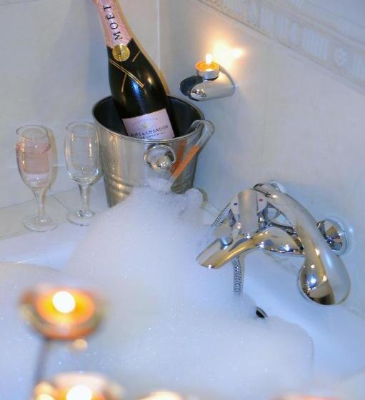 سوییت لوکس, White House