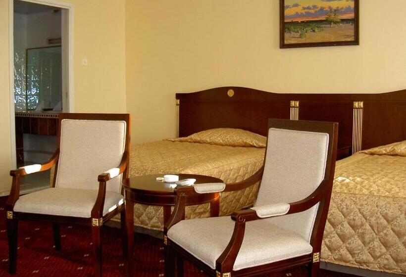 اتاق سوپریور یک تخته, White House