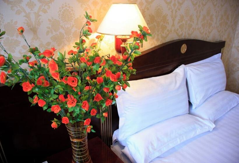 اتاق سوپریور یک تخته, White House