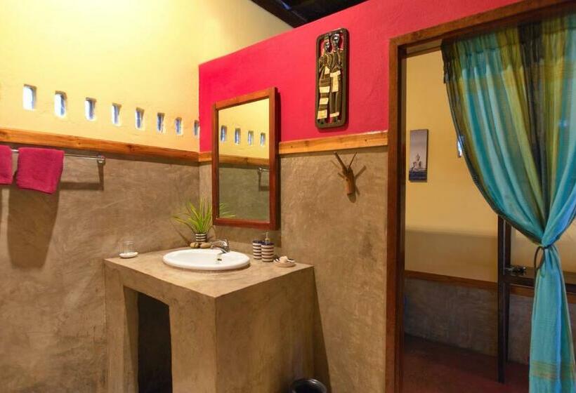 غرفة ديلوكس مطلة على النهر, Mandala Ou Resort