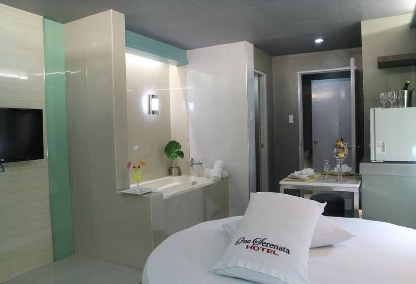اتاق سوپریور, One Serenata Hotel Bacao