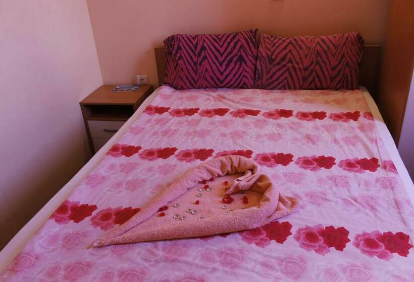 اتاق استاندارد, Villa Sparadise