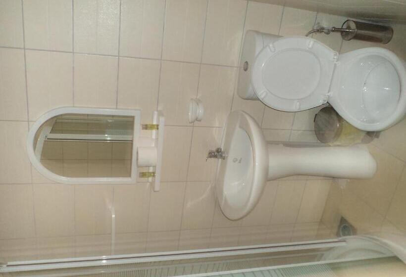 اتاق استاندارد یک نفره, Villa Sparadise